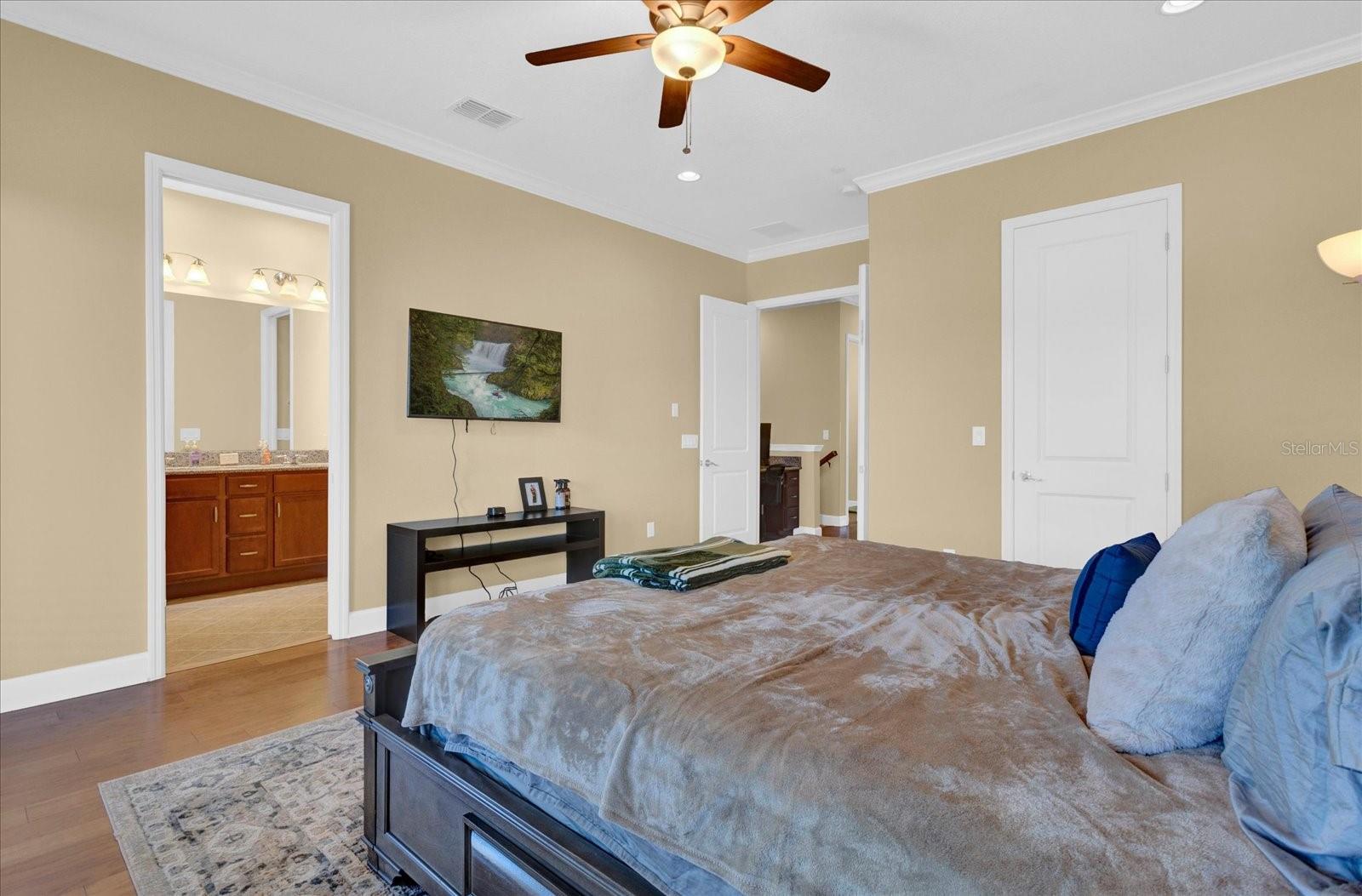 9219 Laureate Blvd Property Photo 13
