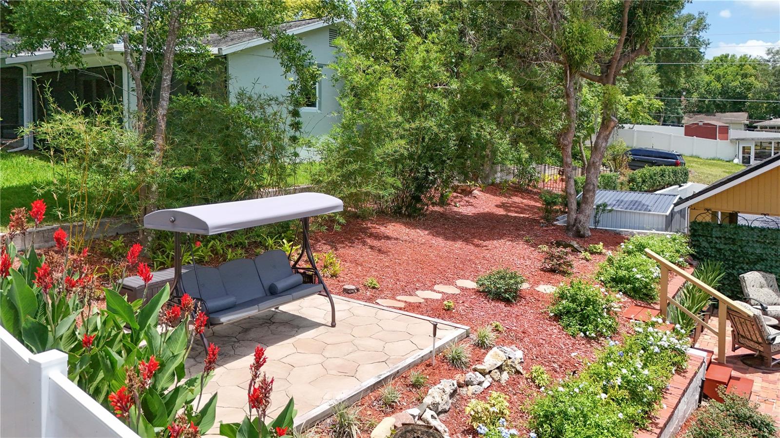 102 N Clayton St Property Photo 36