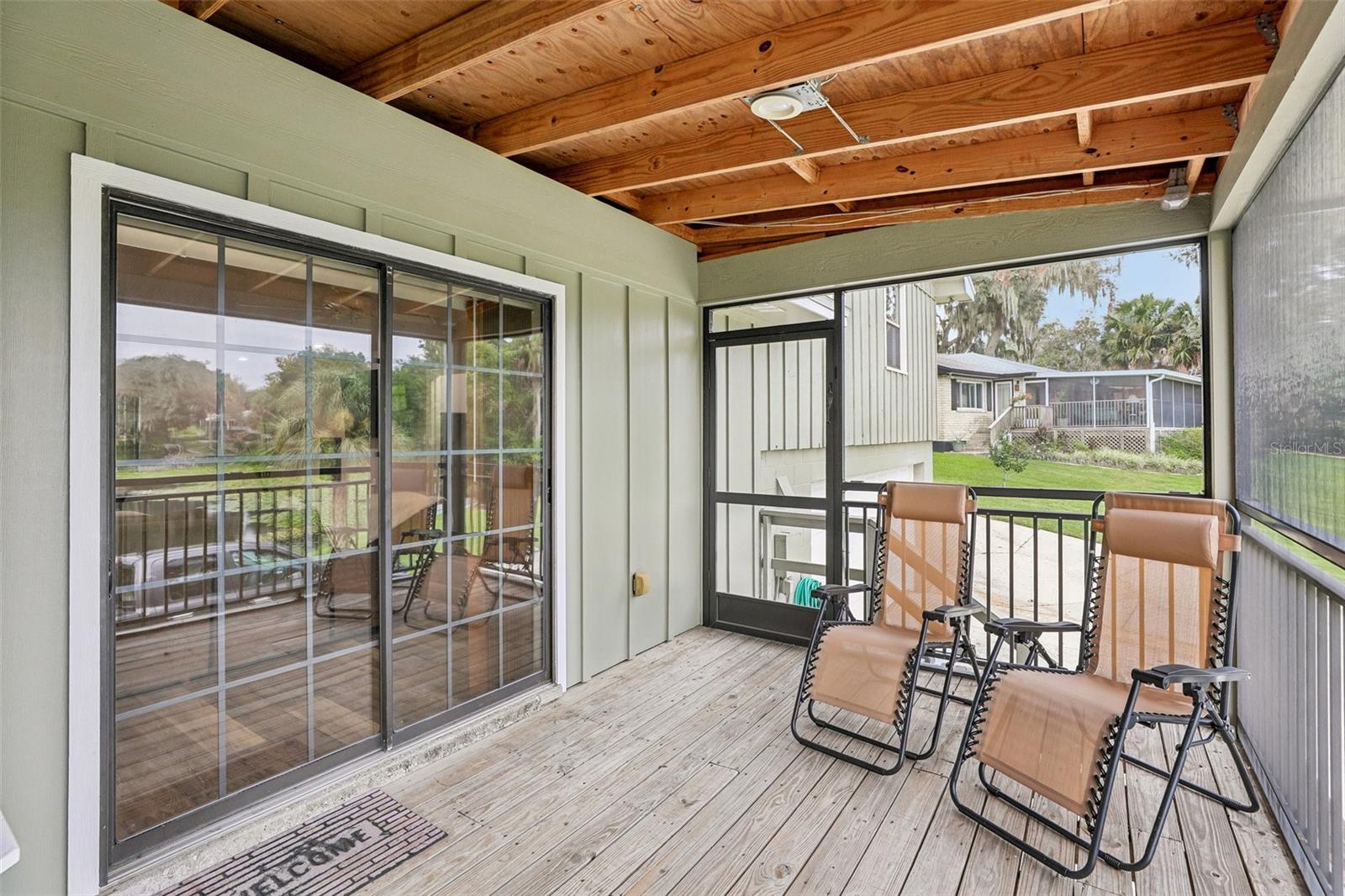 1460 Grove St Property Photo 57