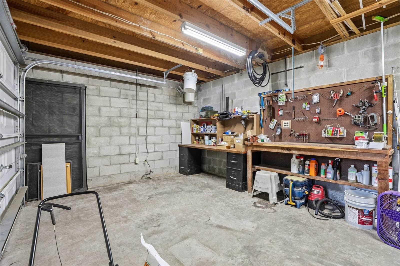 1460 Grove St Property Photo 63