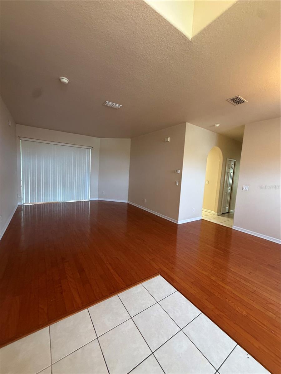 4916 Cape Hatteras Dr Property Photo 6