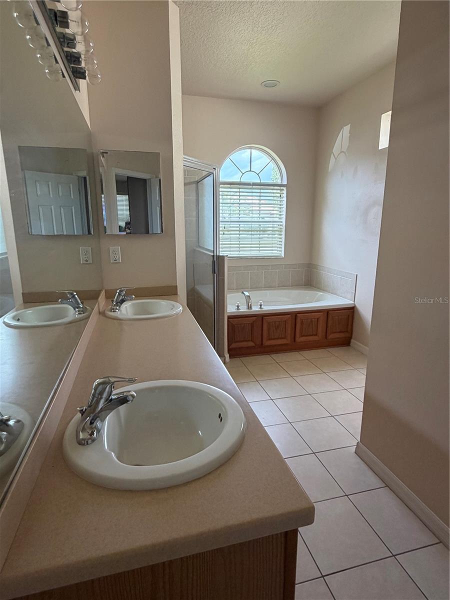 4916 Cape Hatteras Dr Property Photo 12