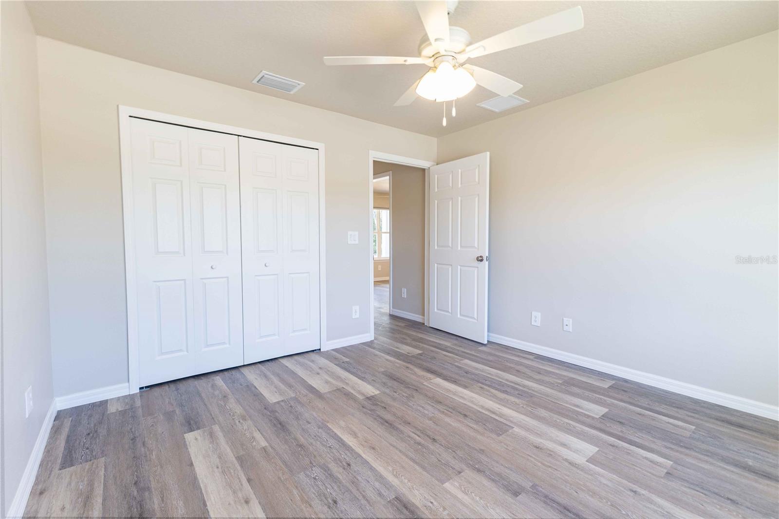 1342 Cottage Cir Property Photo 10