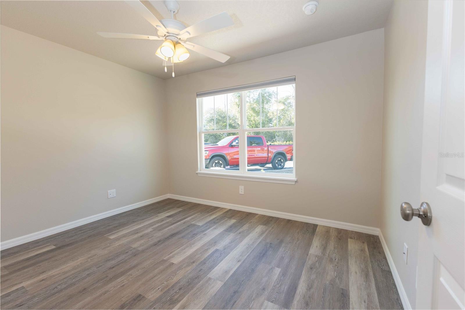 1342 Cottage Cir Property Photo 12