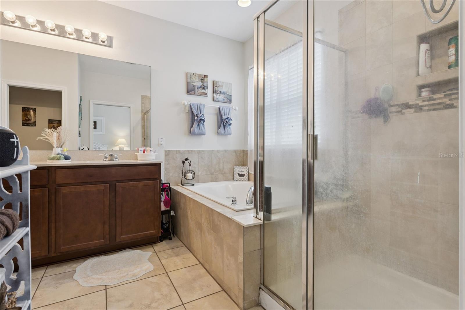 2514 Plumadore Dr Property Photo 24