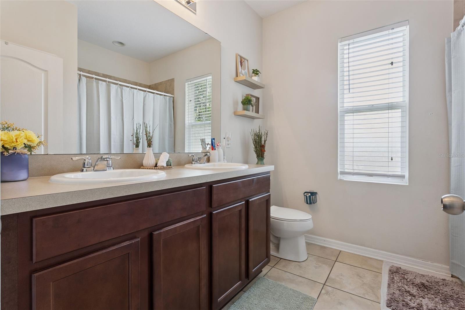 2514 Plumadore Dr Property Photo 25