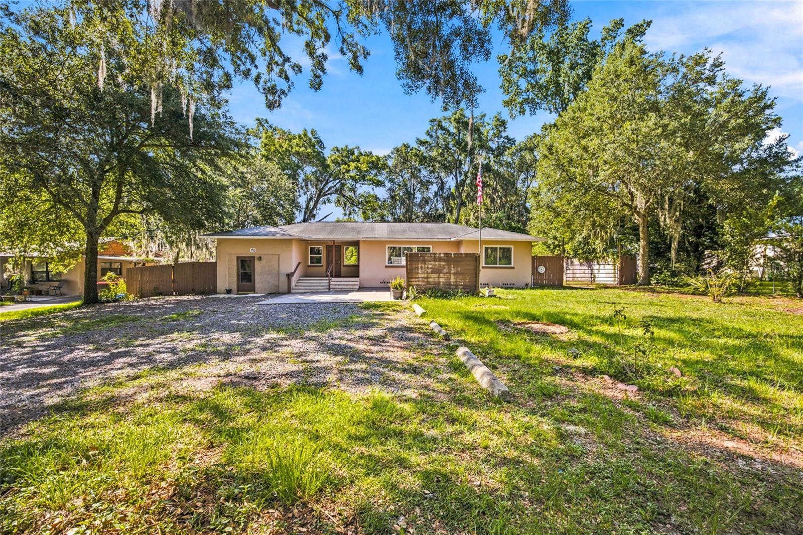 5762 S Agnew Rd Property Photo 1