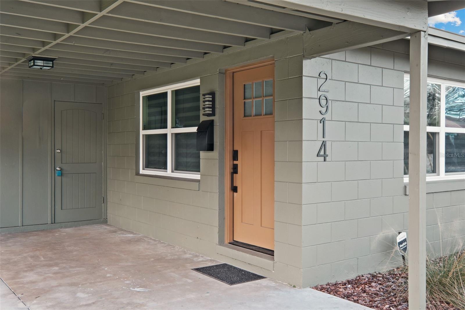 2910 Dade Ave Property Photo 4