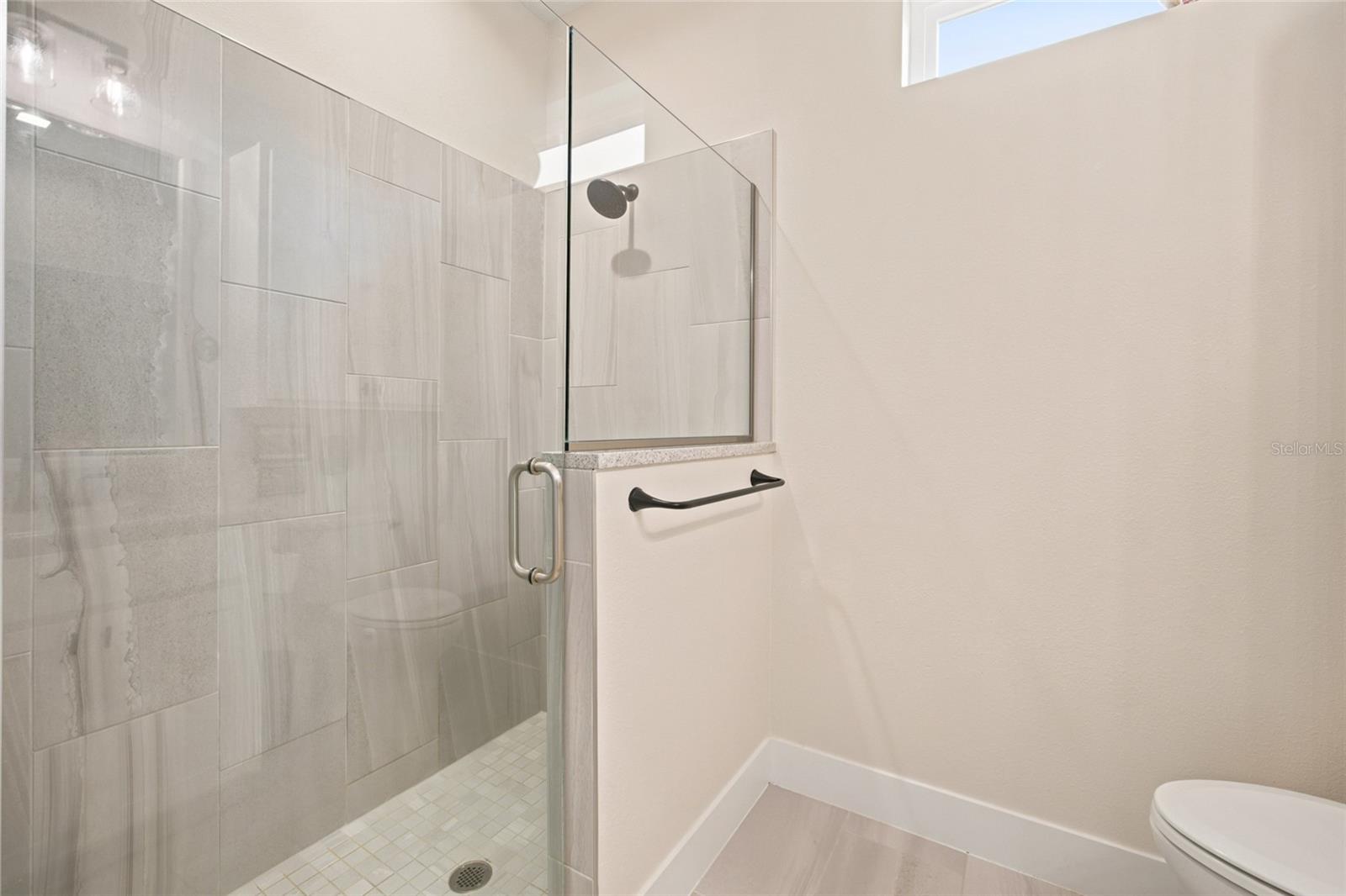 12145 Grand Oak Ln Property Photo 24