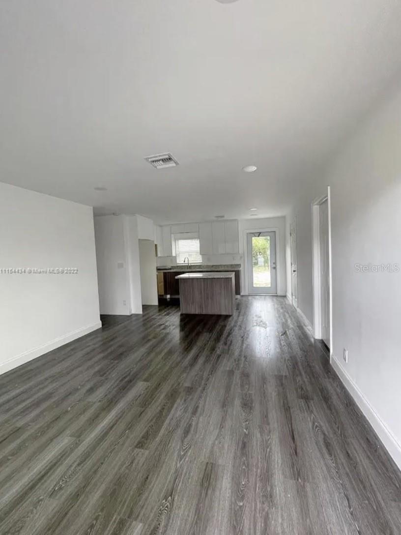 710 Sw 9th St Property Photo 10