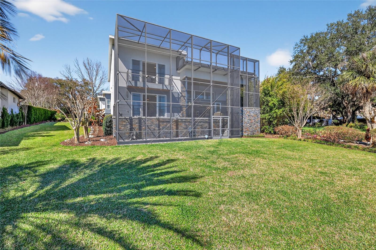 1535 Sunset Cir Property Photo 55