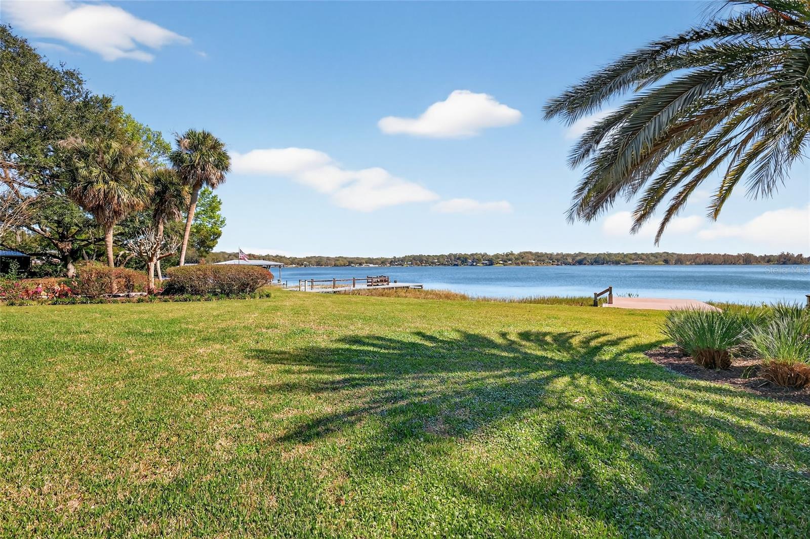 1535 Sunset Cir Property Photo 56