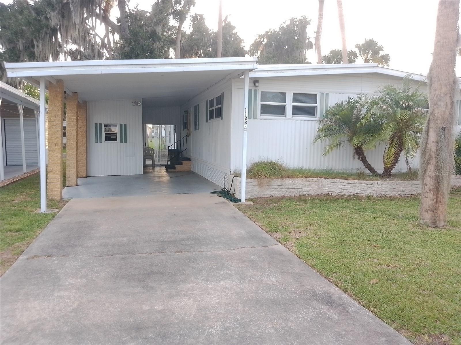112 Palm Dr #b Property Photo 2