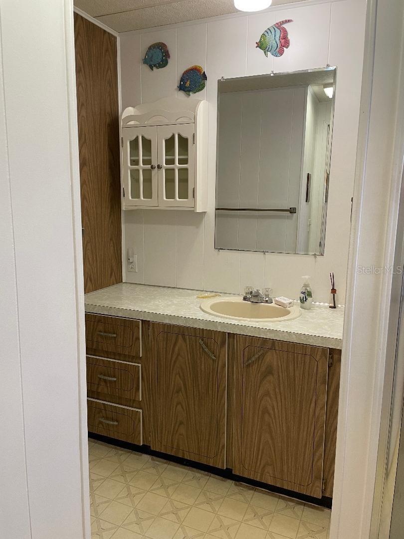 112 Palm Dr #b Property Photo 11