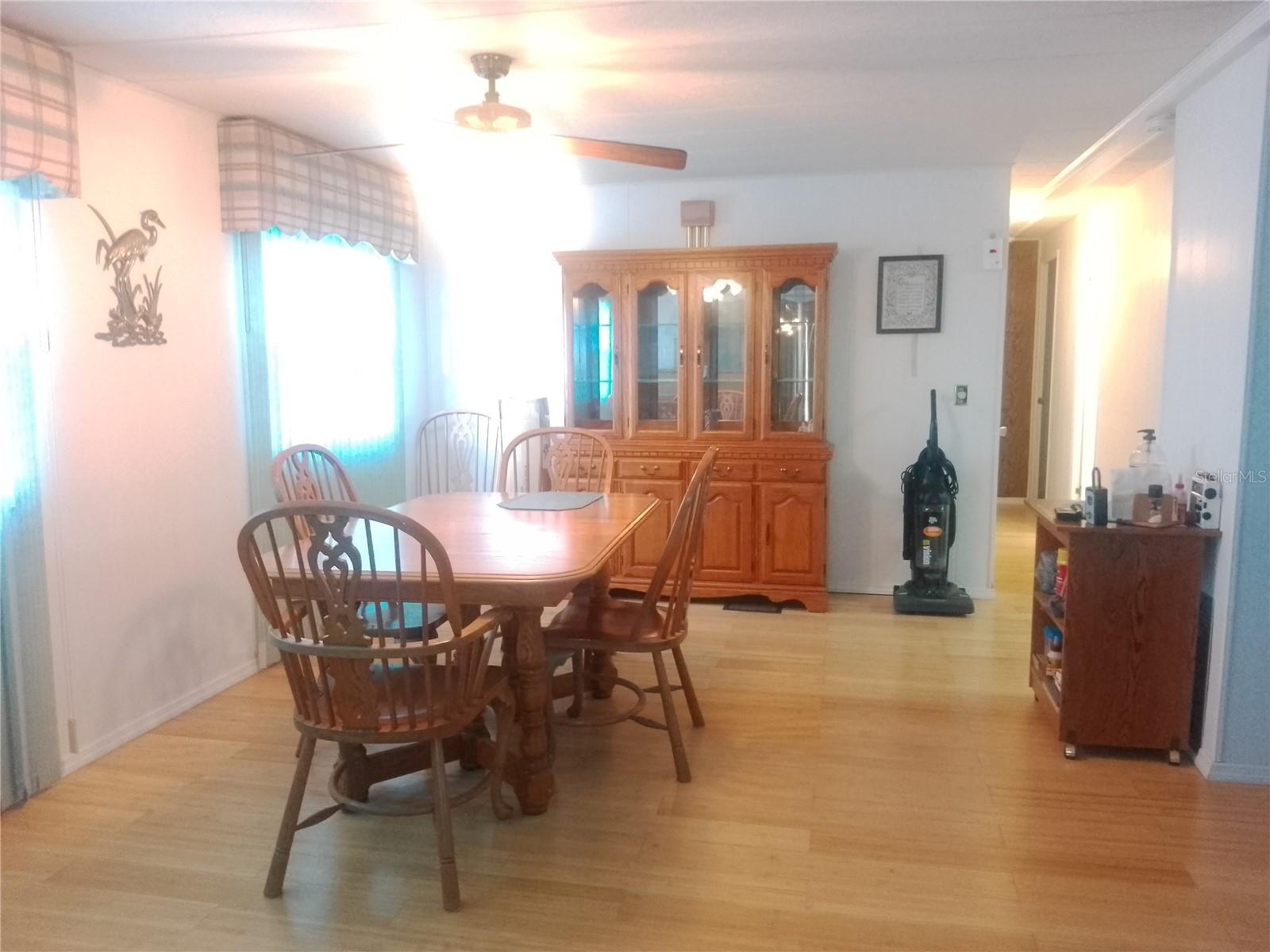 112 Palm Dr #b Property Photo 18