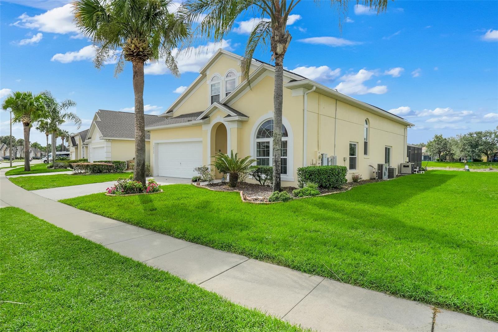16740 Glenbrook Blvd Property Photo 2