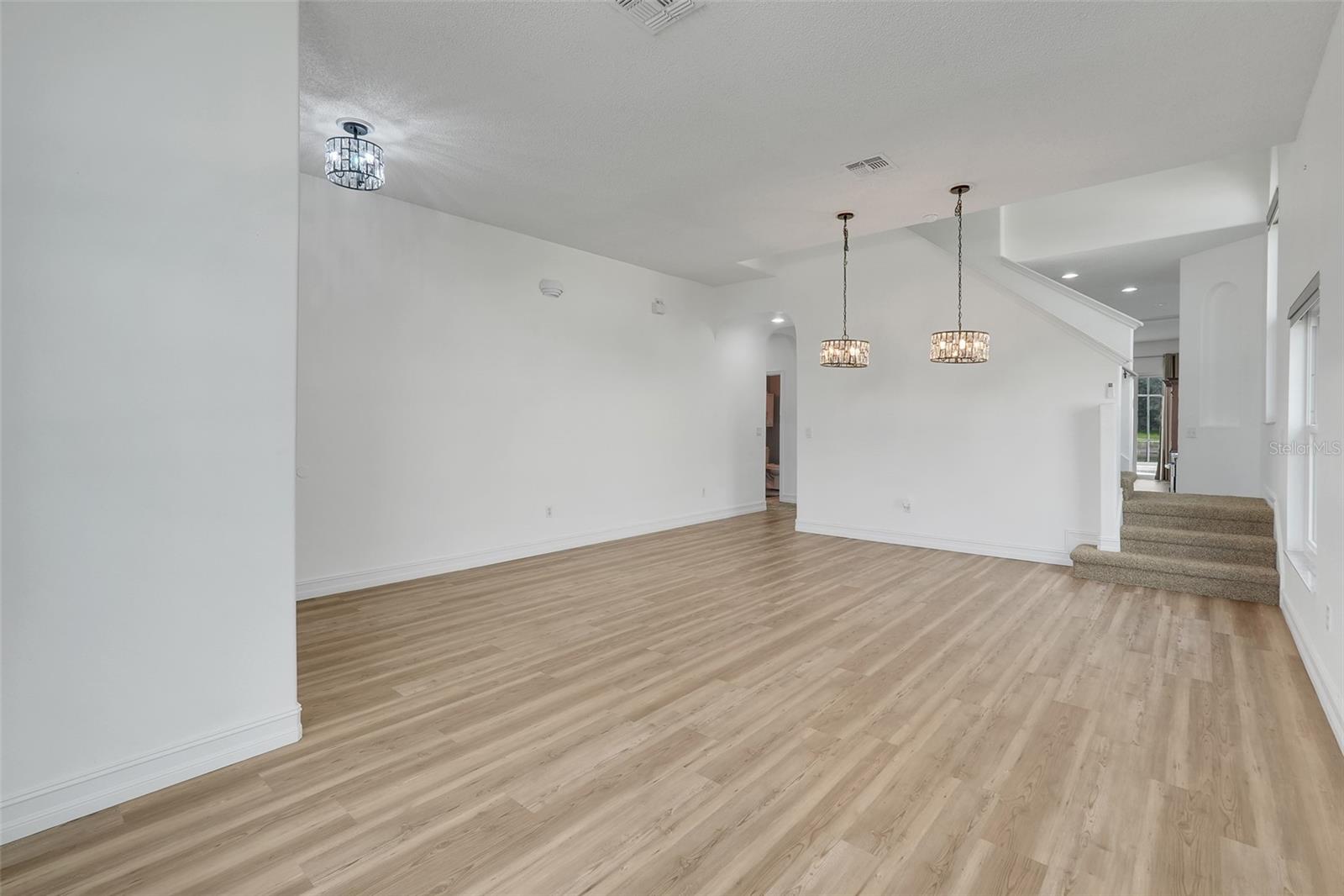 16740 Glenbrook Blvd Property Photo 10