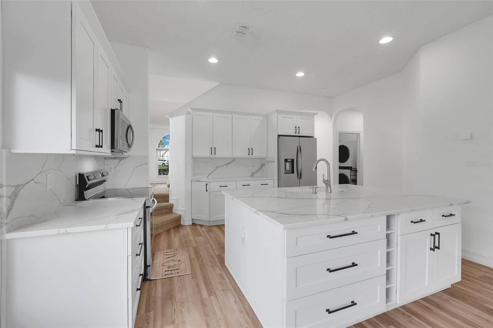 16740 Glenbrook Blvd Property Photo 15