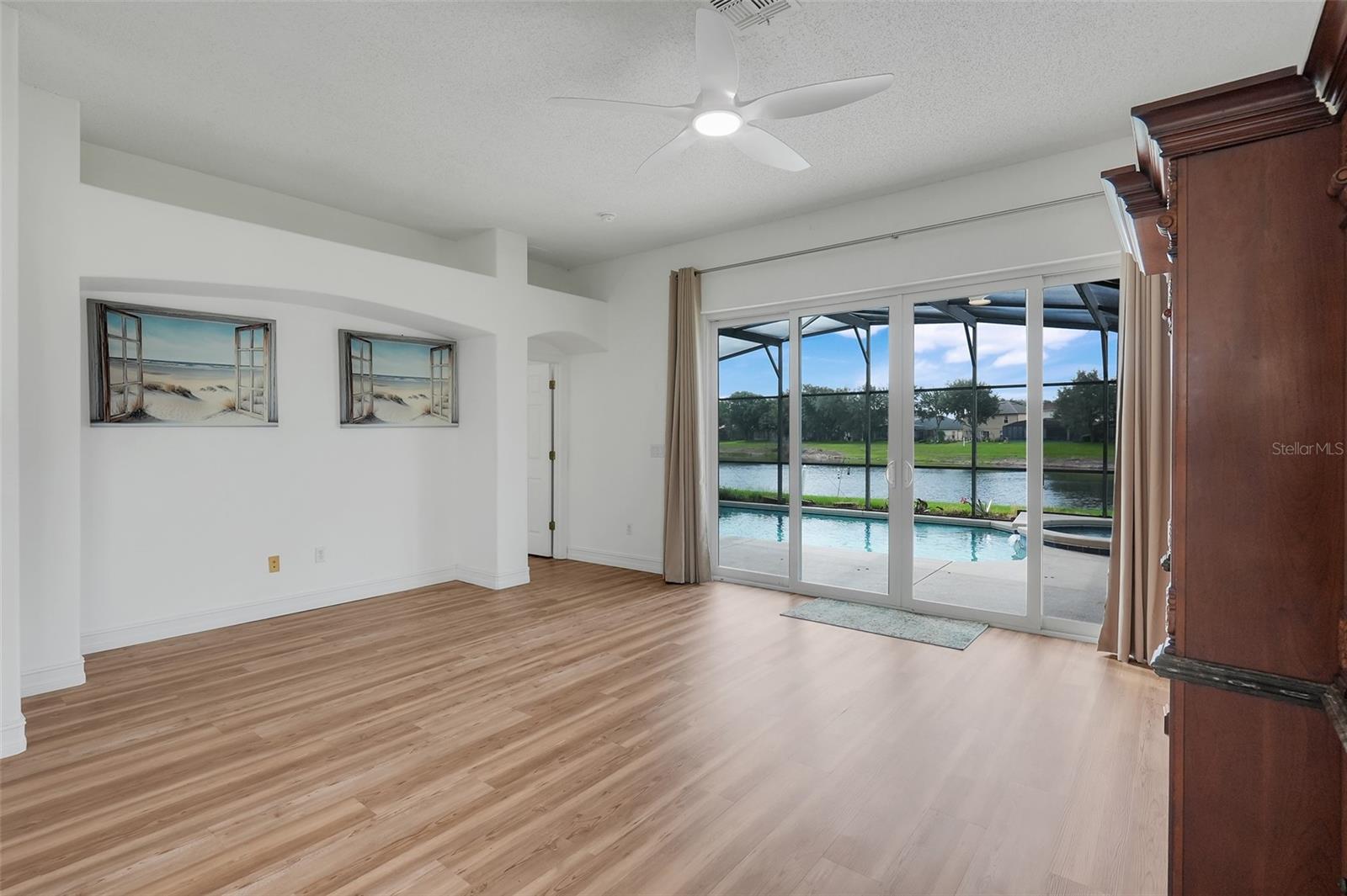 16740 Glenbrook Blvd Property Photo 20