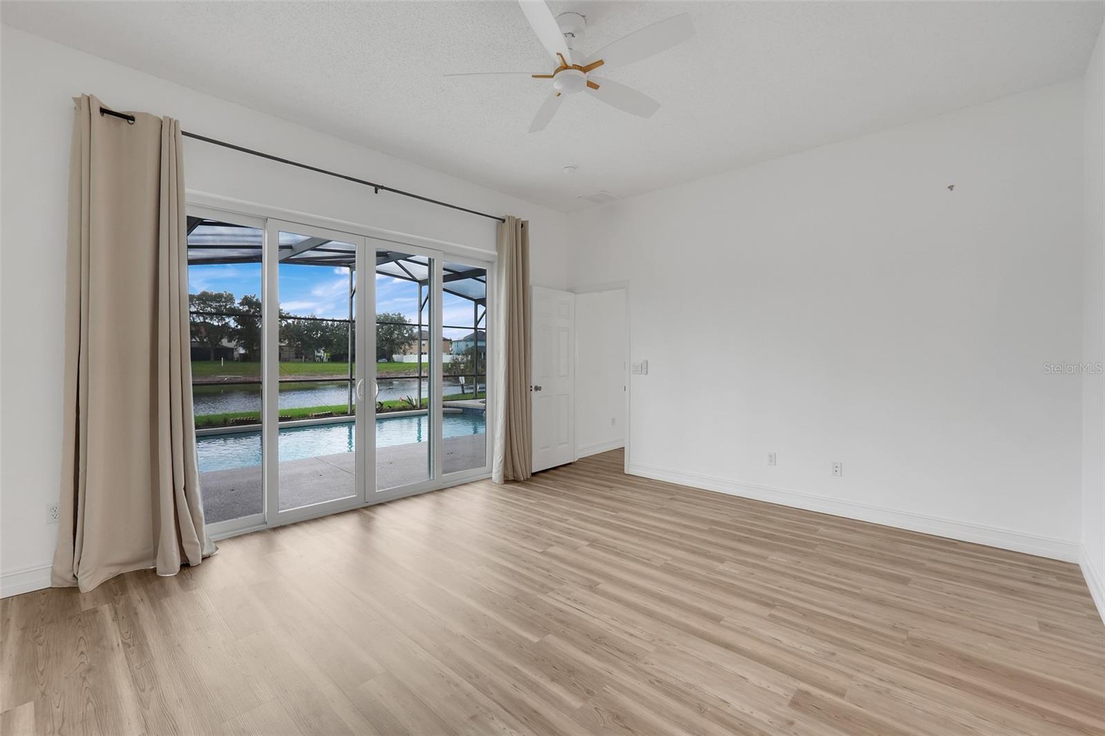 16740 Glenbrook Blvd Property Photo 23