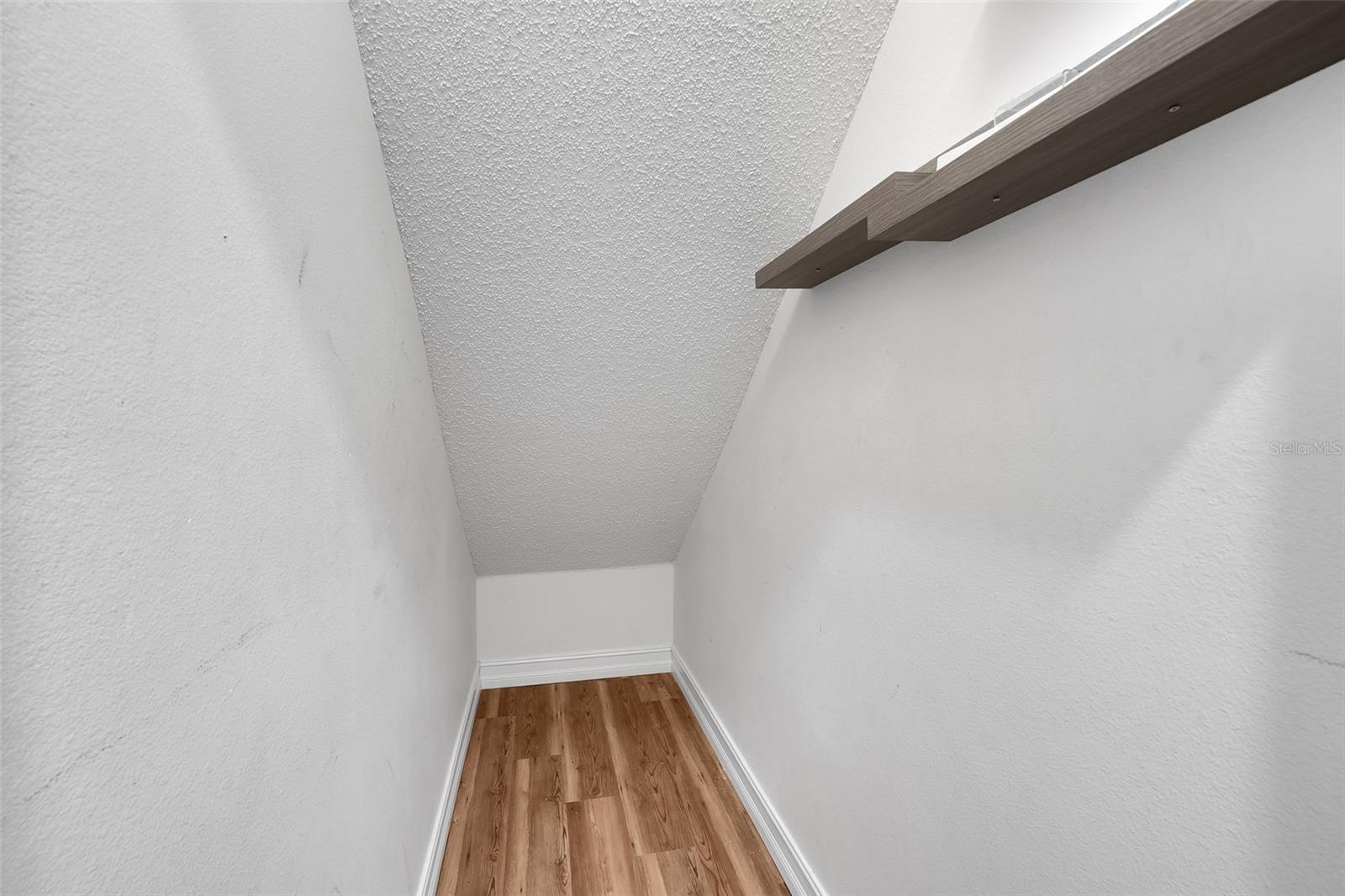 16740 Glenbrook Blvd Property Photo 31