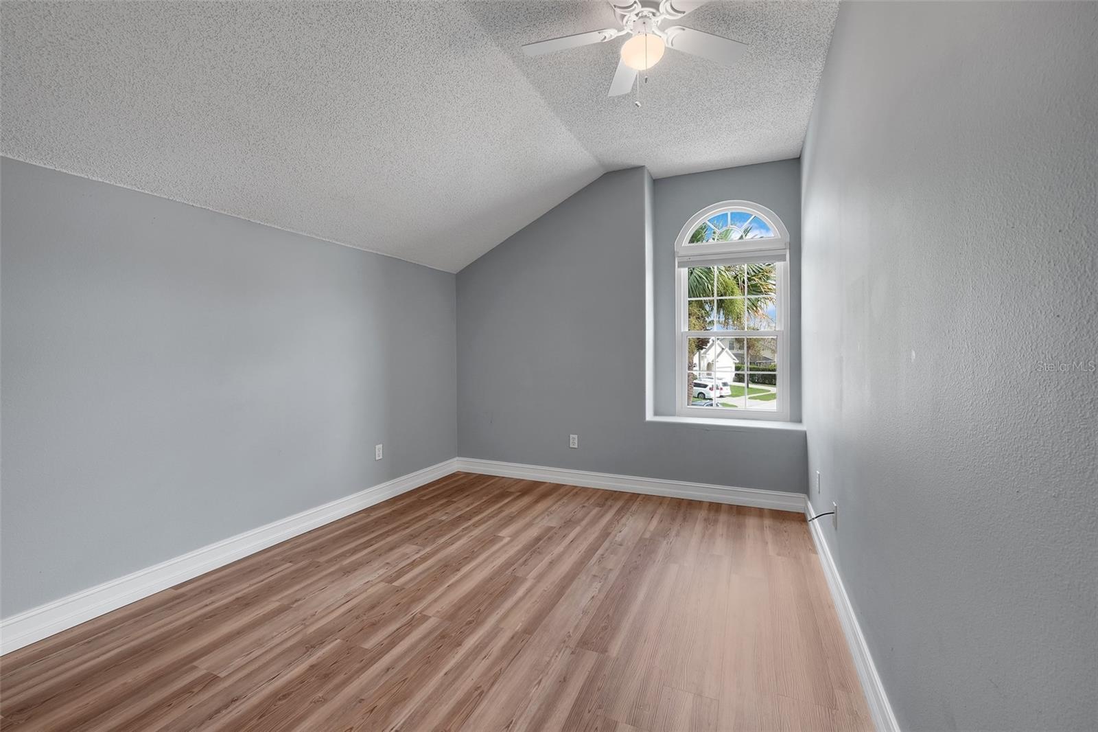 16740 Glenbrook Blvd Property Photo 43