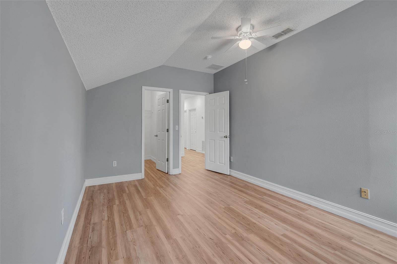 16740 Glenbrook Blvd Property Photo 45