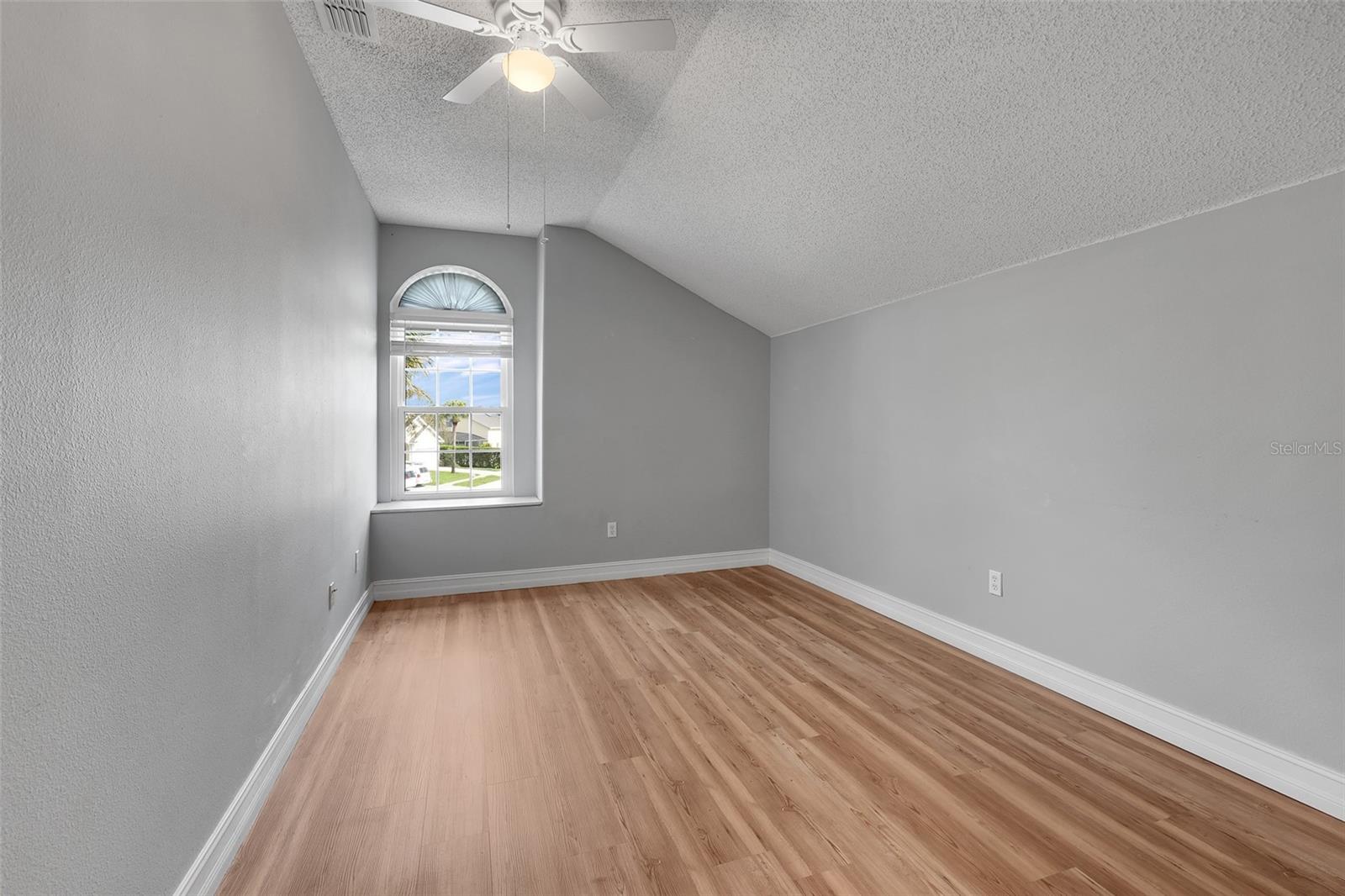 16740 Glenbrook Blvd Property Photo 46
