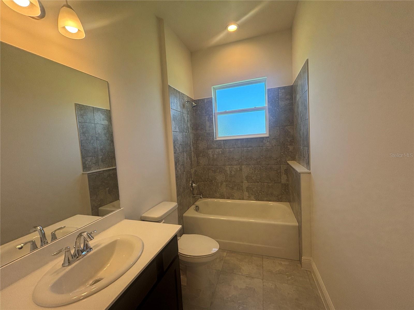 5540 Saddleback Ct Property Photo 9