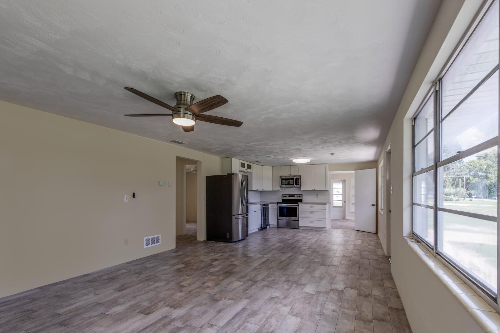 5222 Eagles Nest Rd Property Photo 3