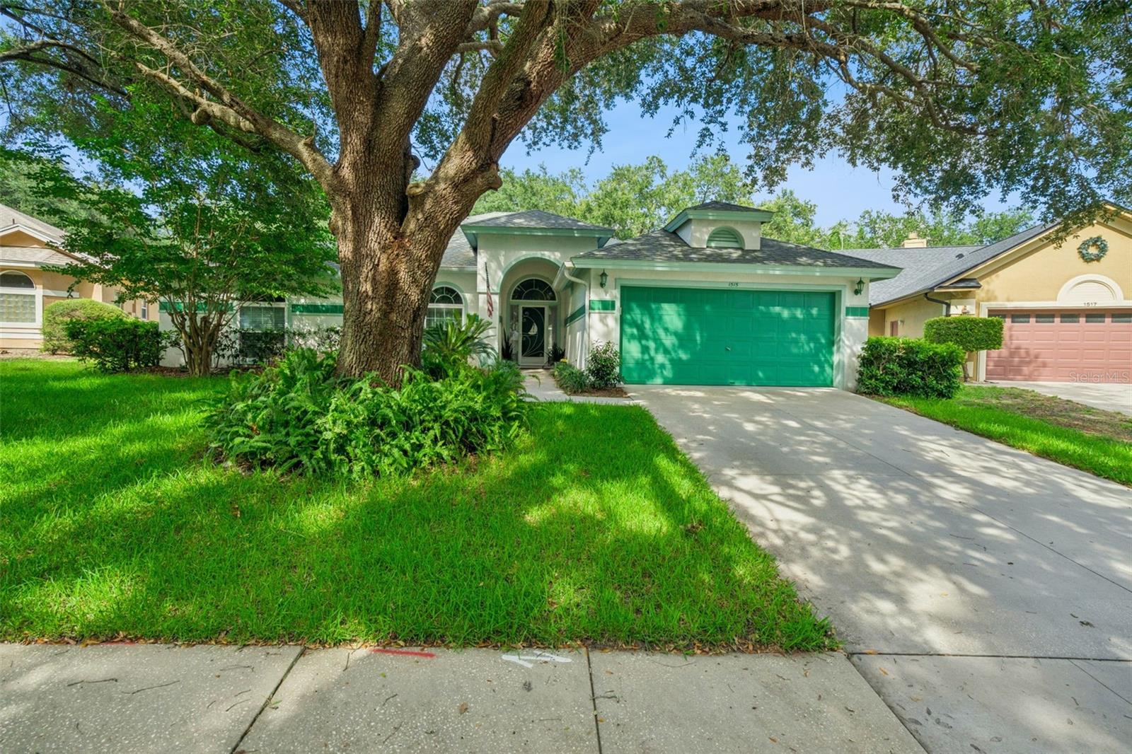 1515 Acropolis Cir Property Photo 1