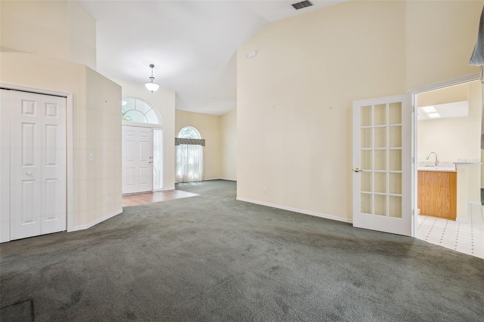 1515 Acropolis Cir Property Photo 6