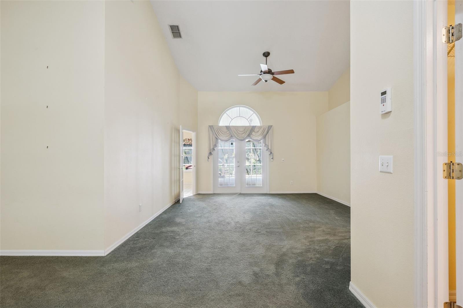 1515 Acropolis Cir Property Photo 7