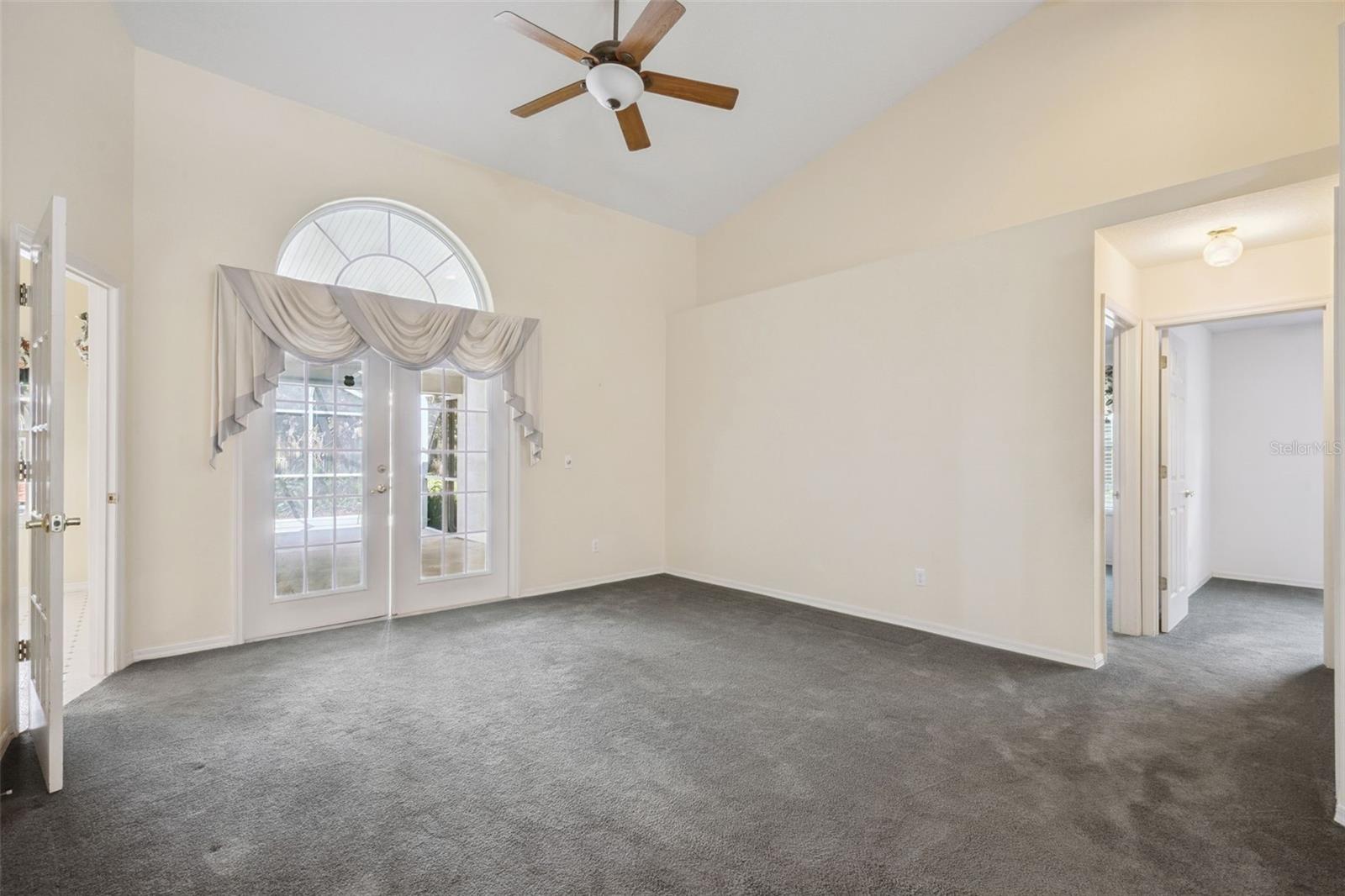 1515 Acropolis Cir Property Photo 19