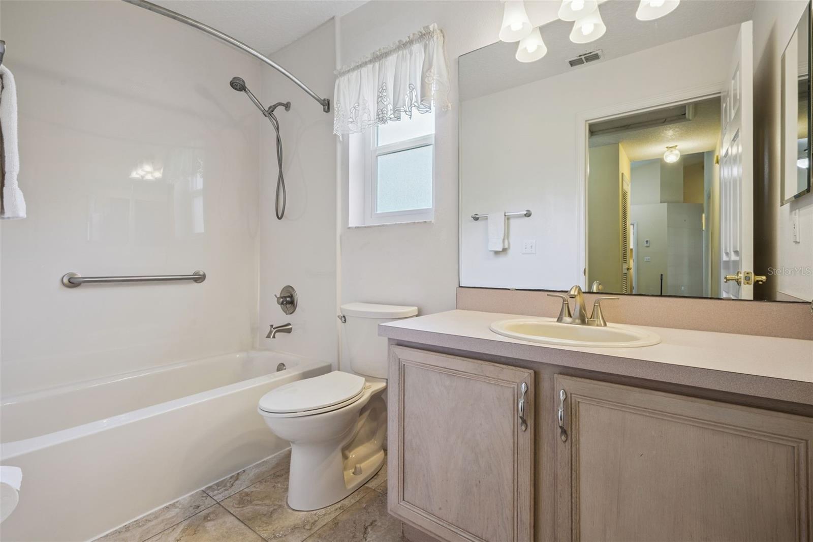 1515 Acropolis Cir Property Photo 34
