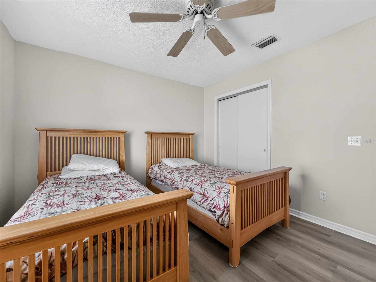 1222 Santos Pl Property Photo 16