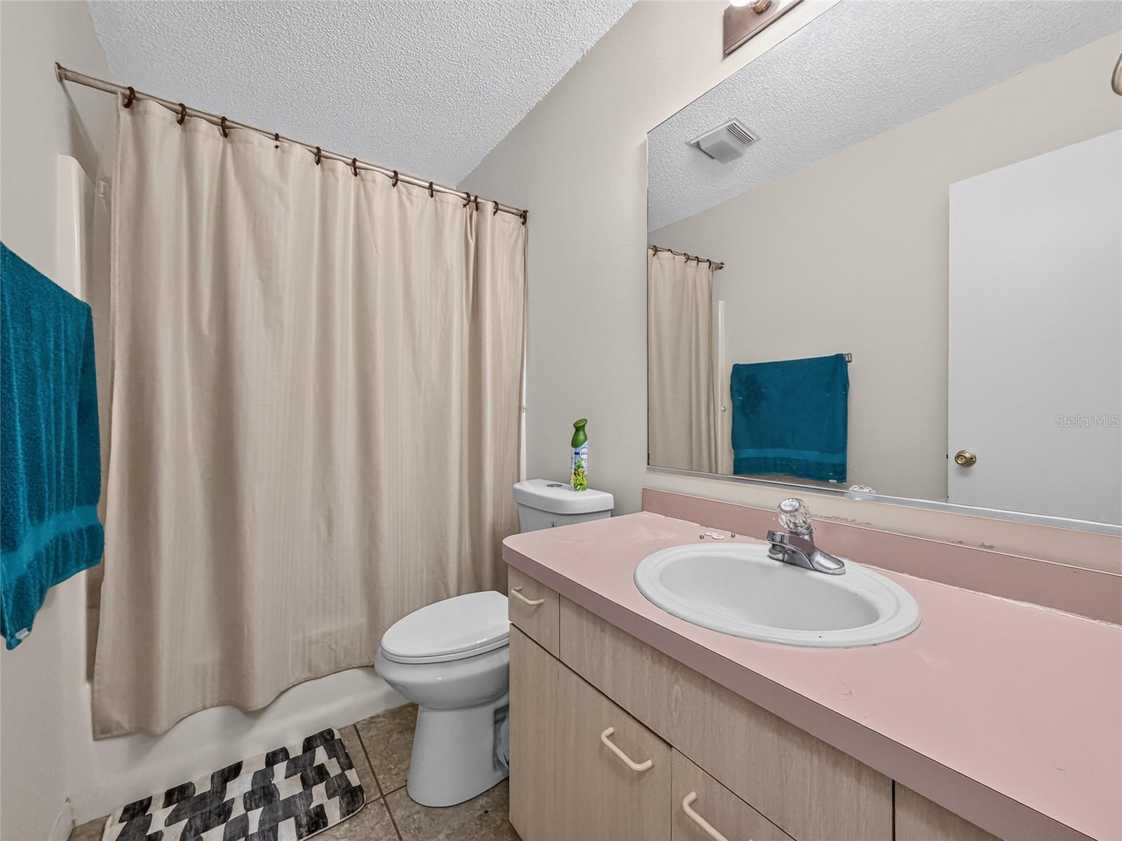 1222 Santos Pl Property Photo 17
