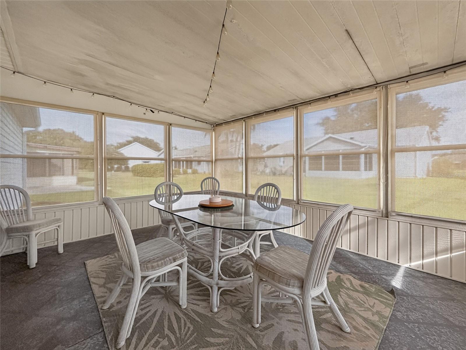 1222 Santos Pl Property Photo 20