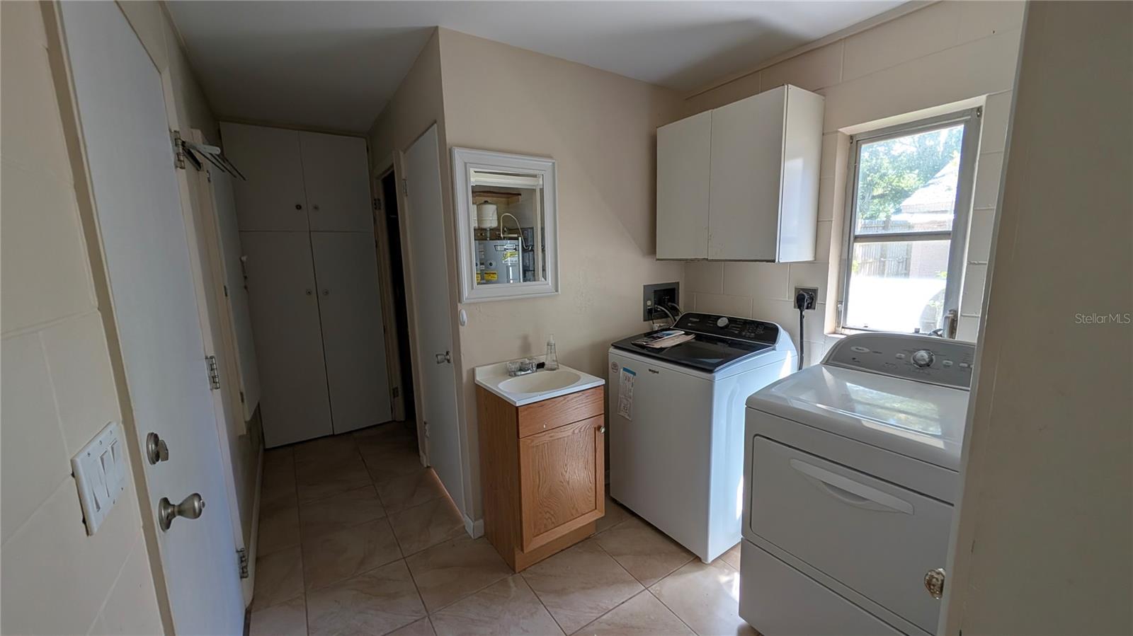 2469 Broadvue Ave Property Photo 15