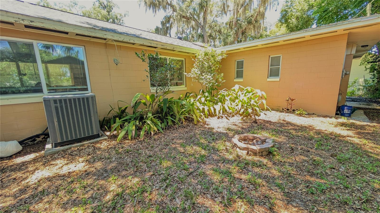 2469 Broadvue Ave Property Photo 23
