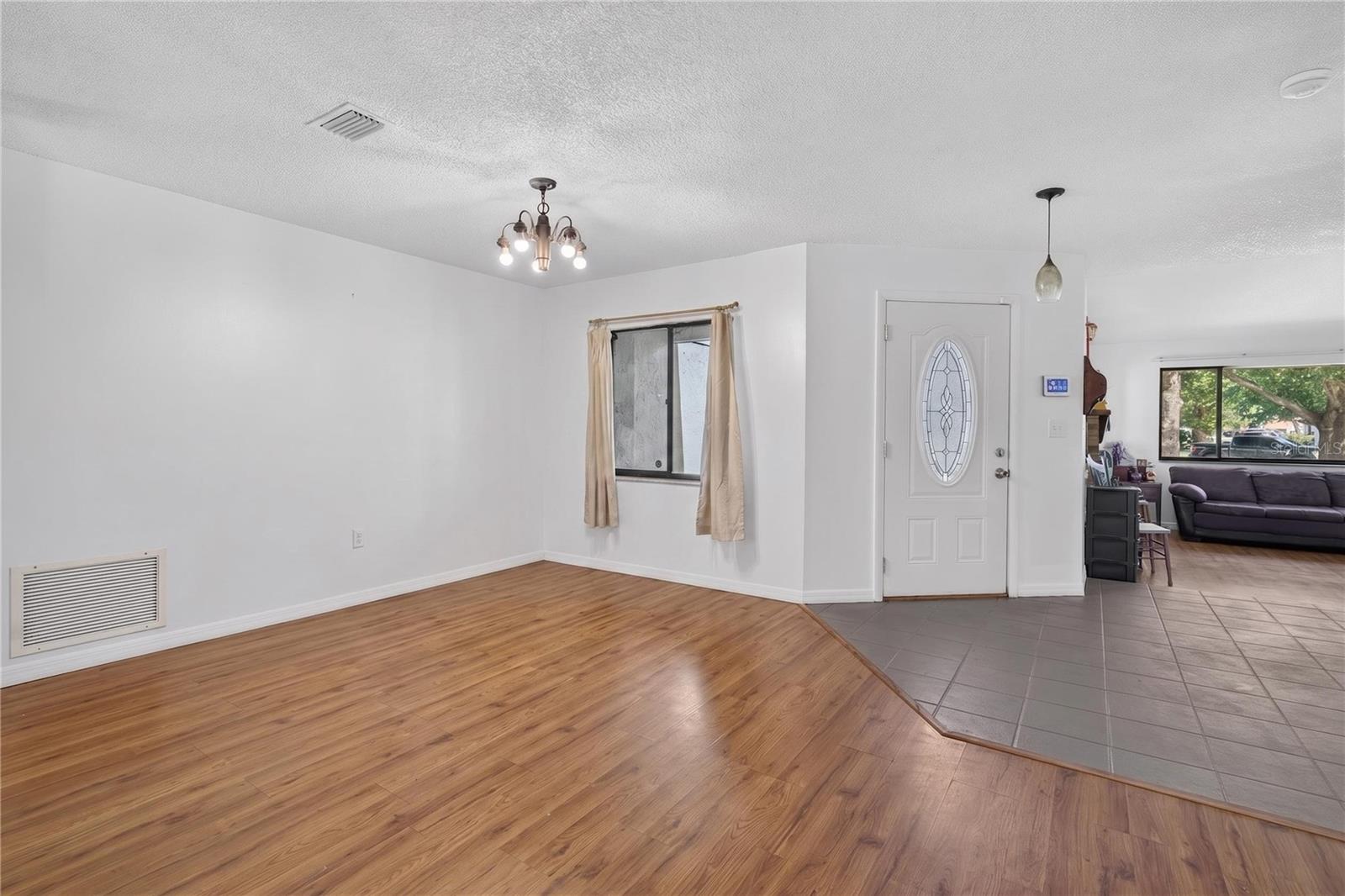 3303 Foxboro Ct Property Photo 13