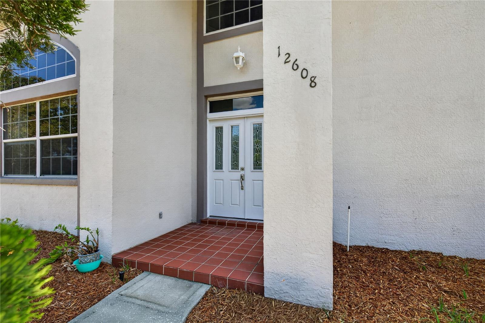 12608 Lake Ridge Cir Property Photo 4