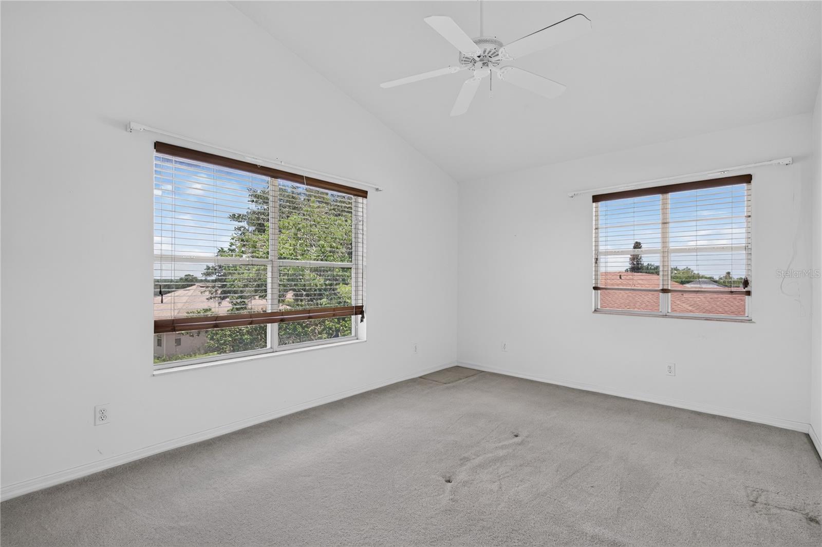12608 Lake Ridge Cir Property Photo 29