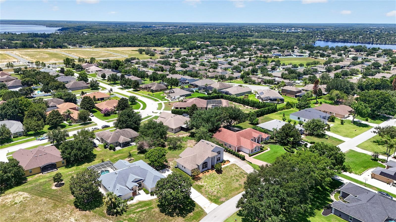 12608 Lake Ridge Cir Property Photo 42