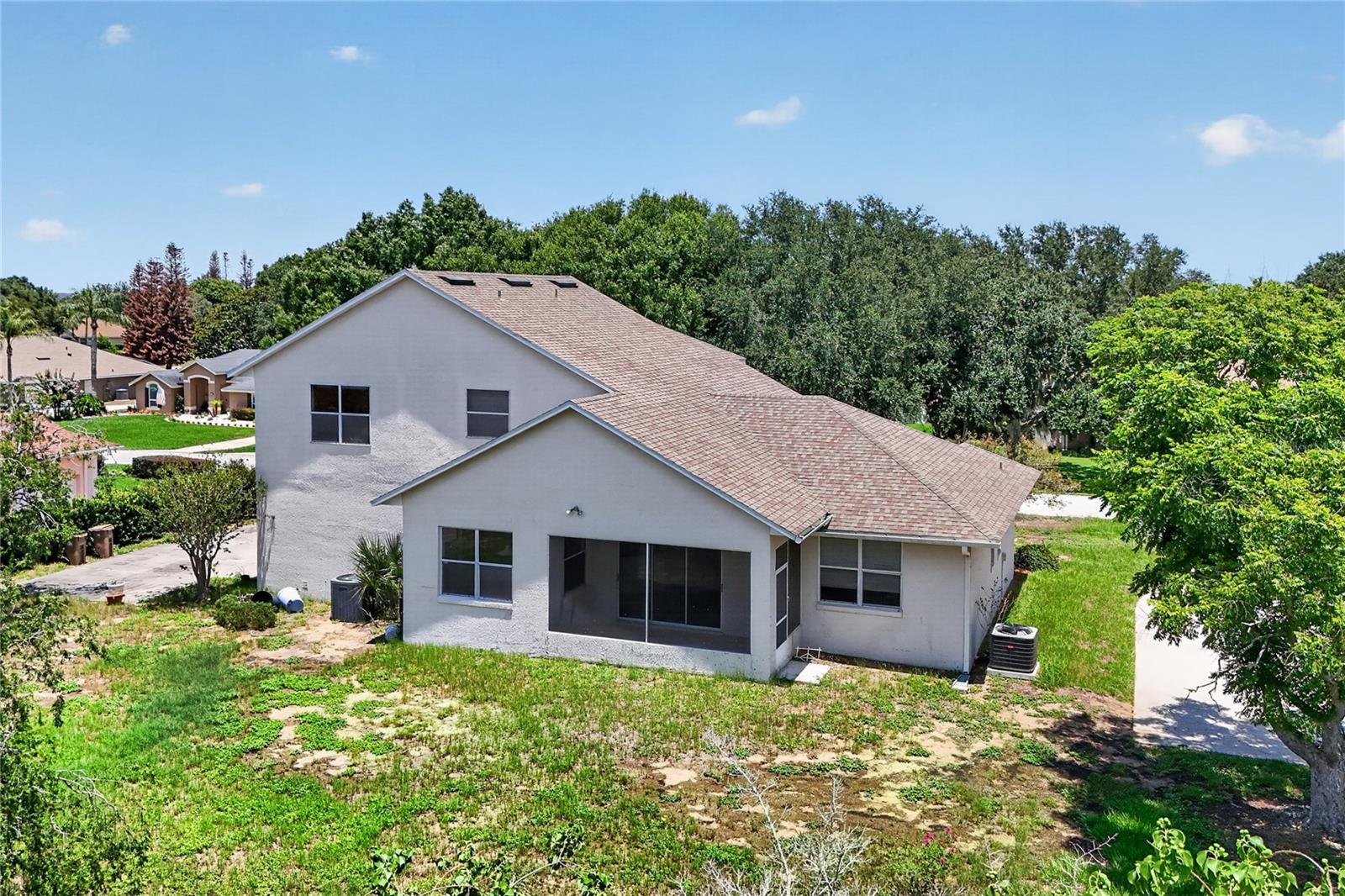 12608 Lake Ridge Cir Property Photo 46
