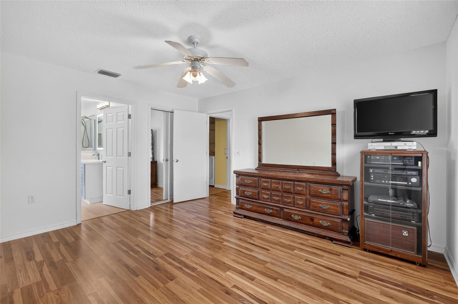 1911 Del Norte Dr Property Photo 17