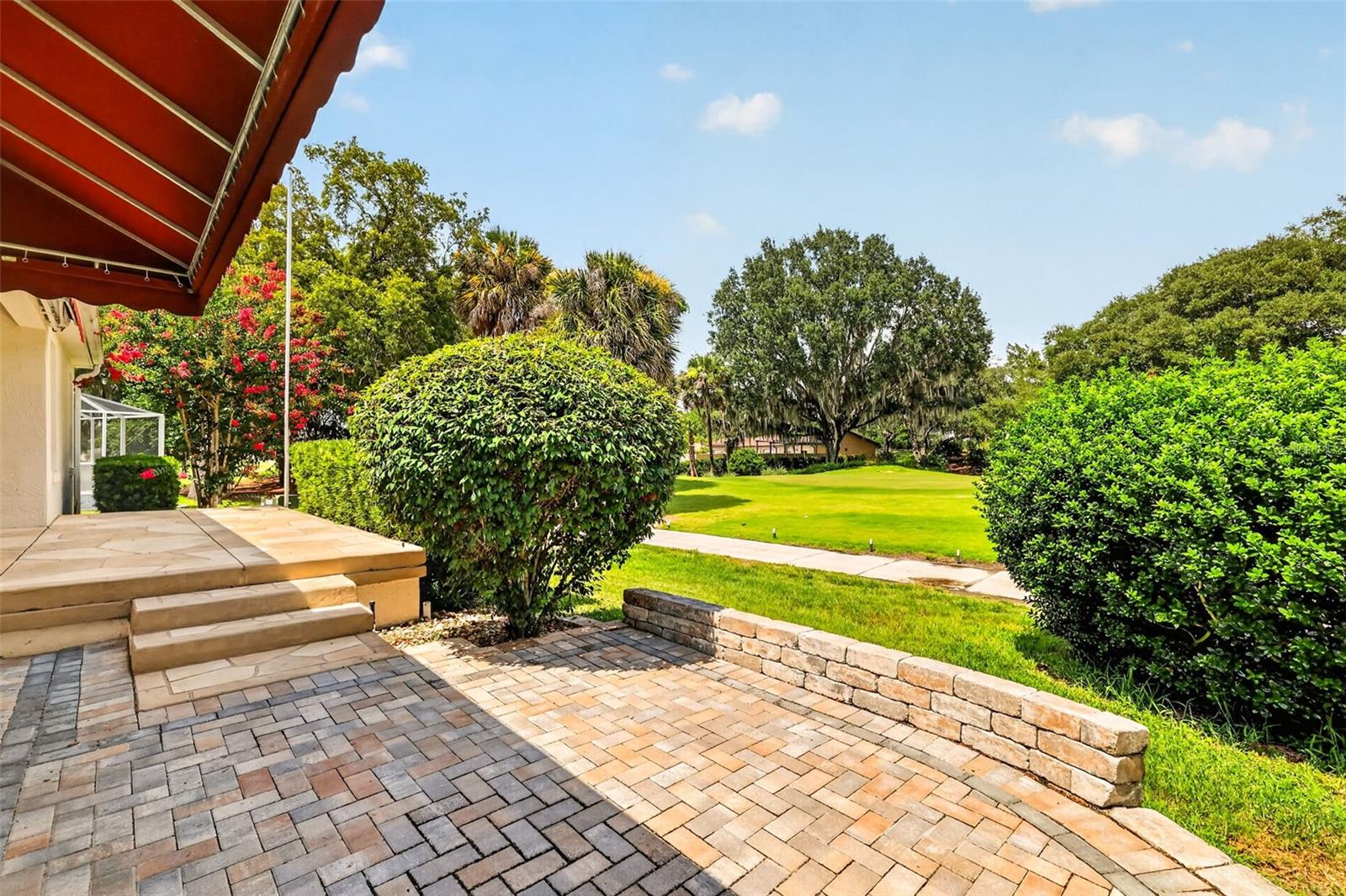 522 Loma Paseo Dr Property Photo 45