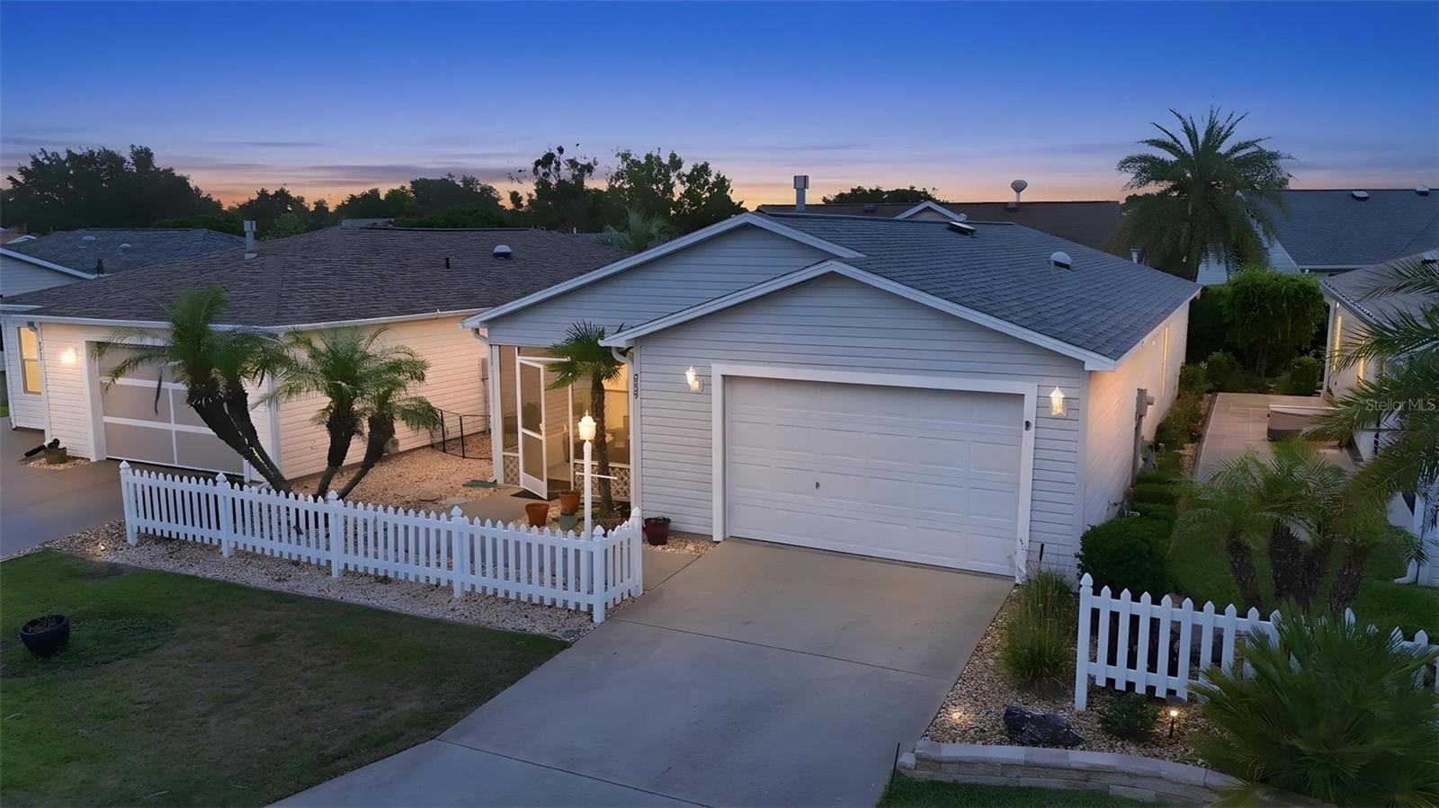 389 Seven Oaks Ln Property Photo 1