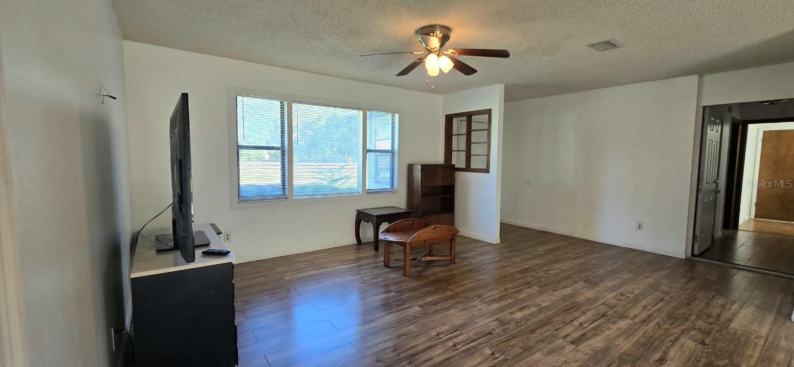 541 Sunset Ave Property Photo 6