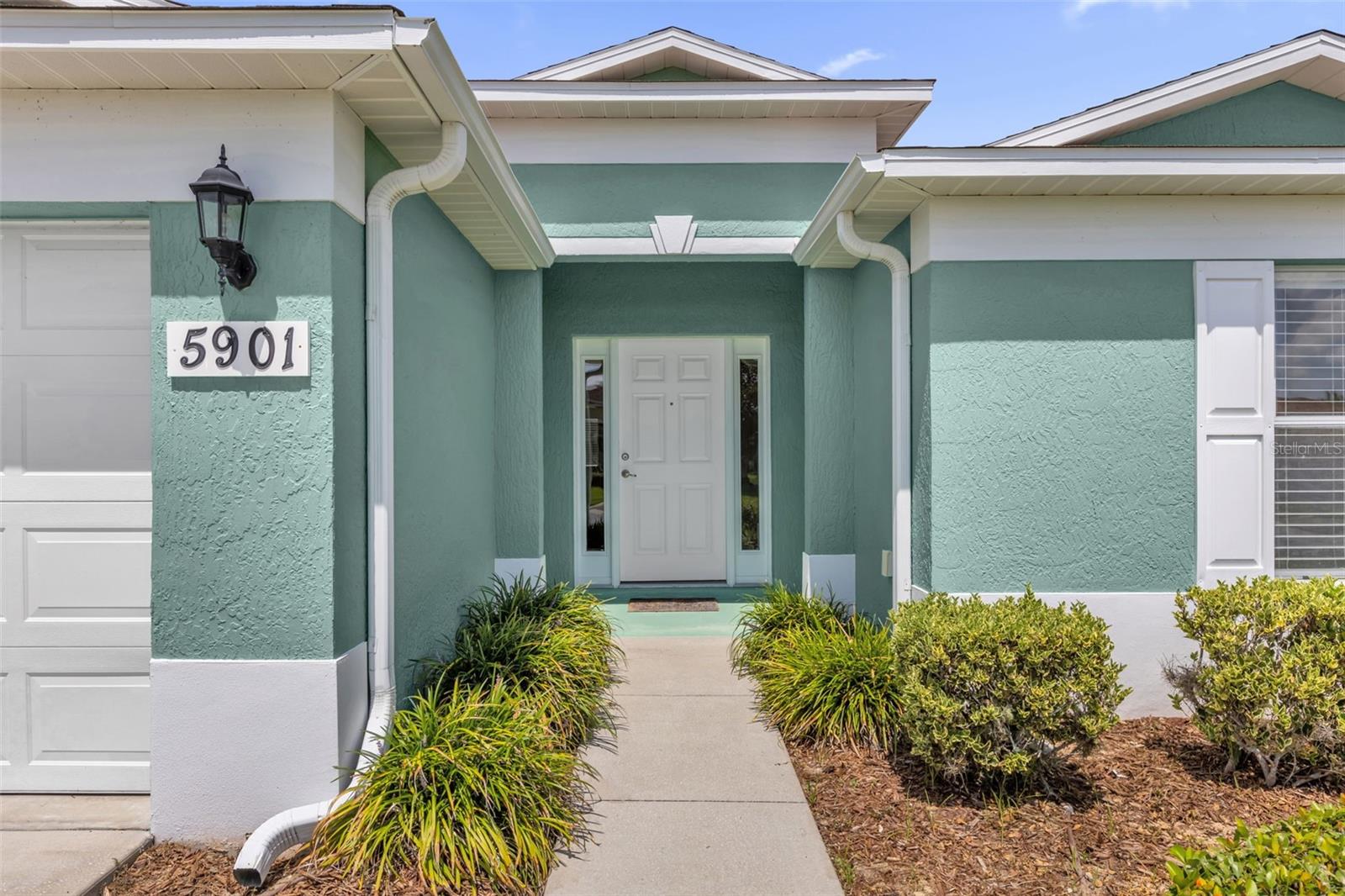 5901 Candle Glow Pl Property Photo 8